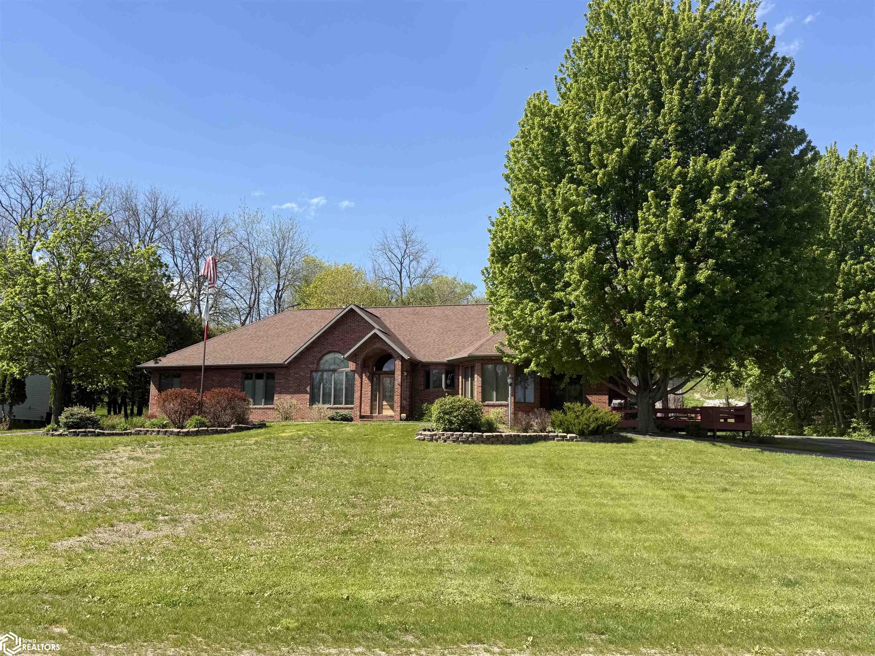 2530 River Road Iowa Falls IA 50126