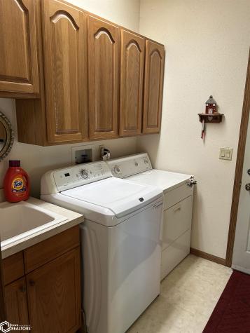 2530 River Road Iowa Falls IA 50126