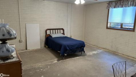 2530 River Road Iowa Falls IA 50126