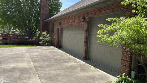 2530 River Road Iowa Falls IA 50126