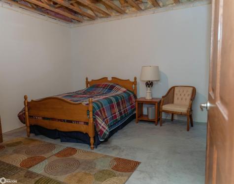 1816 Obrien Avenue Clarion IA 50525