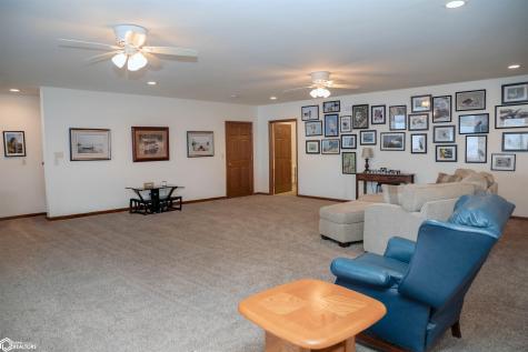 1816 Obrien Avenue Clarion IA 50525