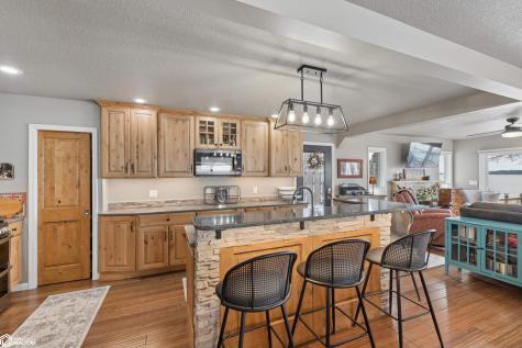 2207 N Shore Drive Clear Lake IA 50428