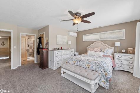 2207 N Shore Drive Clear Lake IA 50428