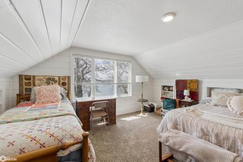2207 N Shore Drive Clear Lake IA 50428