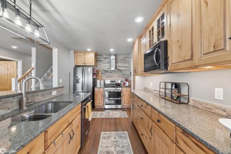 2207 N Shore Drive Clear Lake IA 50428