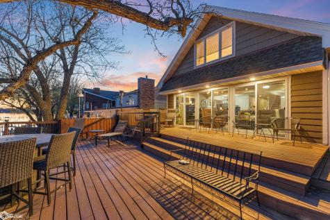 2207 N Shore Drive Clear Lake IA 50428