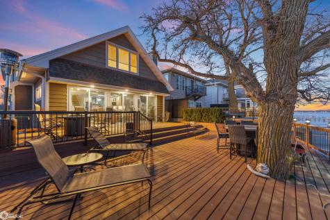 2207 N Shore Drive Clear Lake IA 50428