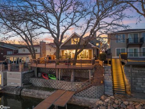 2207 N Shore Drive Clear Lake IA 50428