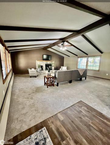 1810 N 8th Street Clear Lake IA 50428