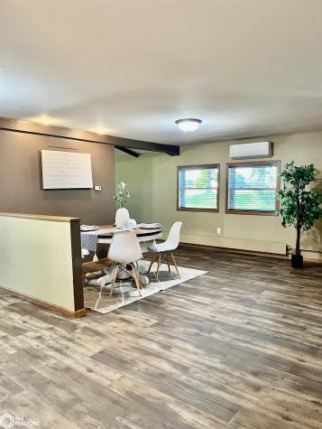 1810 N 8th Street Clear Lake IA 50428