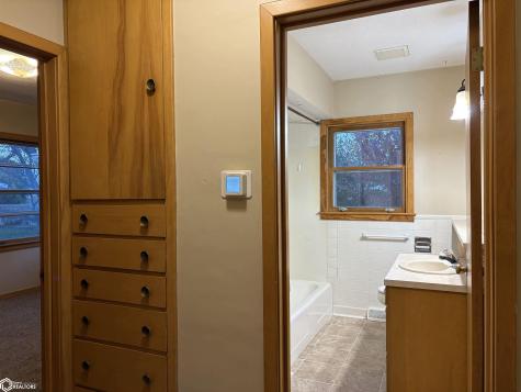 216 4th Street NE Buffalo Center IA 50424
