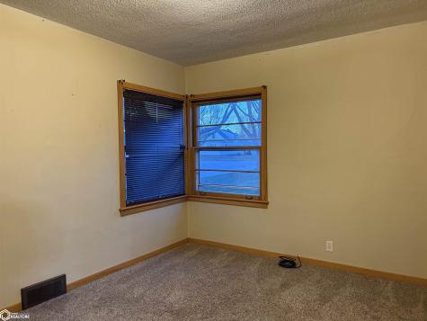216 4th Street NE Buffalo Center IA 50424