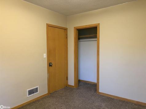 216 4th Street NE Buffalo Center IA 50424
