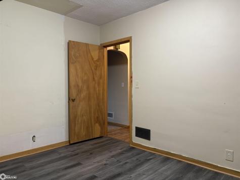 216 4th Street NE Buffalo Center IA 50424