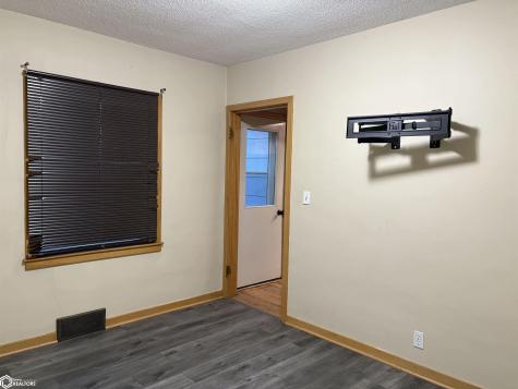 216 4th Street NE Buffalo Center IA 50424