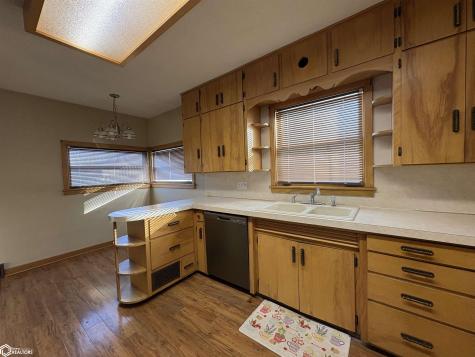 216 4th Street NE Buffalo Center IA 50424