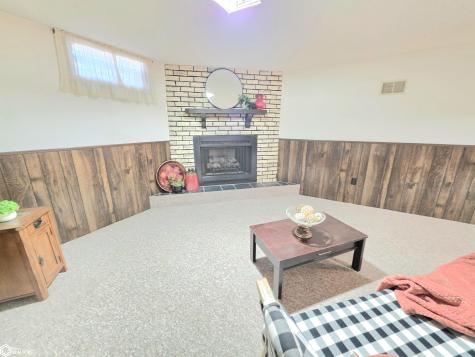 1148 1st Street SE Mason City IA 50401