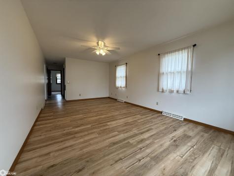 94 N 12th Street Northwood IA 50459