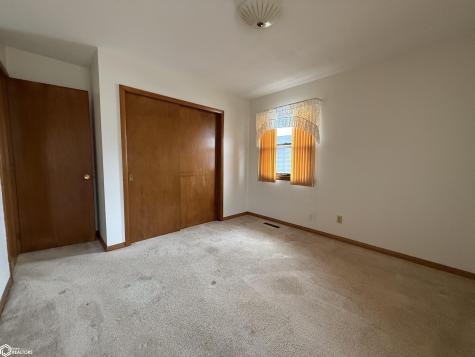 94 N 12th Street Northwood IA 50459