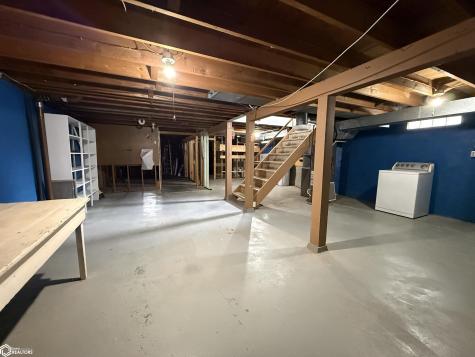 94 N 12th Street Northwood IA 50459