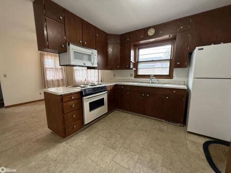 94 N 12th Street Northwood IA 50459