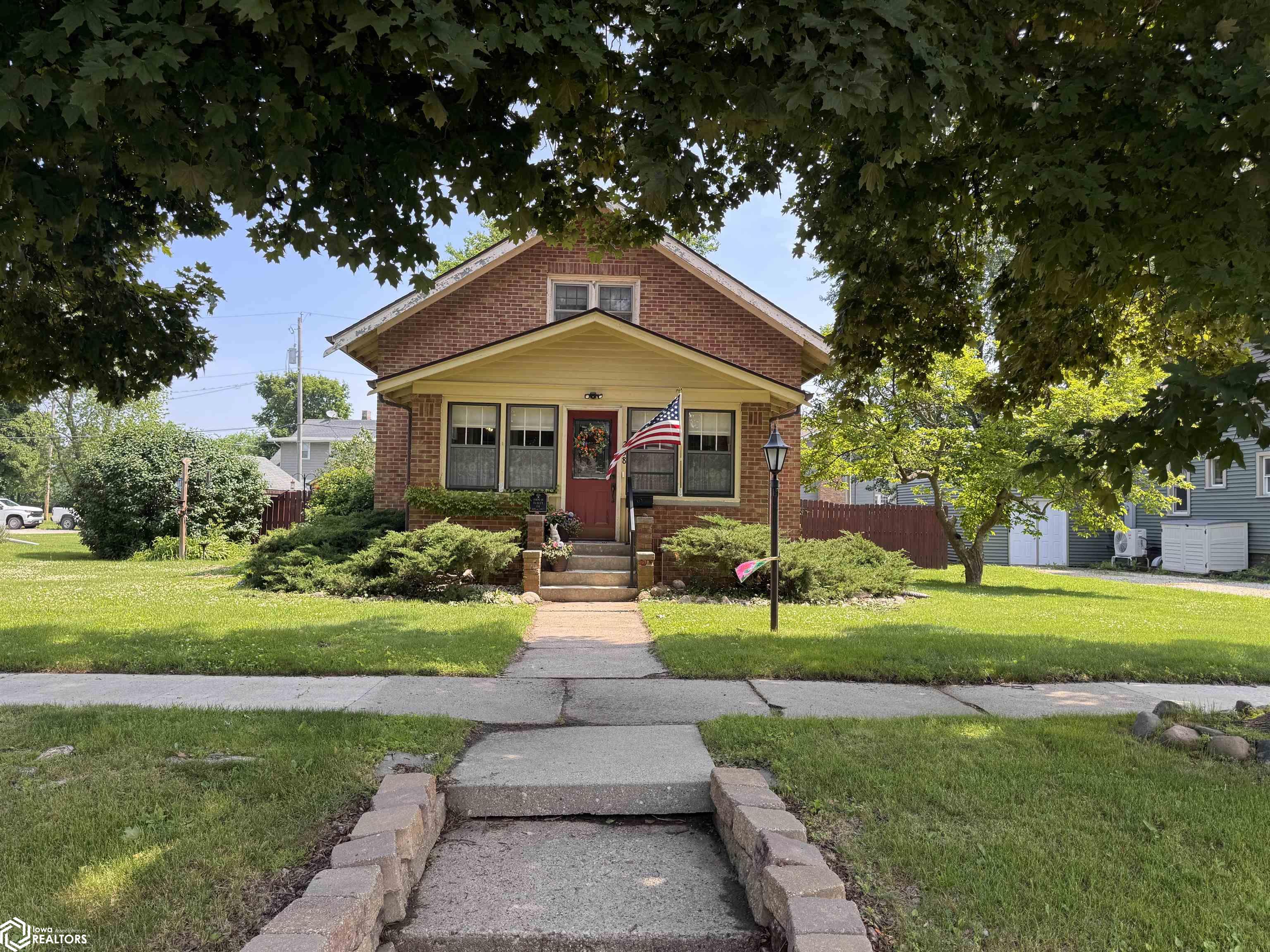 238 Sarah Avenue Iowa Falls IA 50126