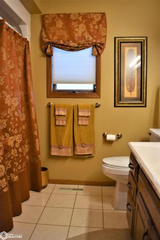 2113 Briardale Drive Iowa Falls IA 50126
