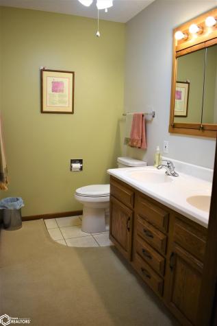 2113 Briardale Drive Iowa Falls IA 50126