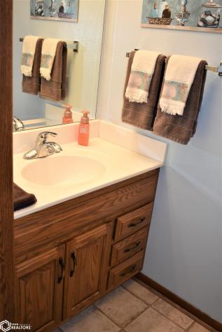 2113 Briardale Drive Iowa Falls IA 50126