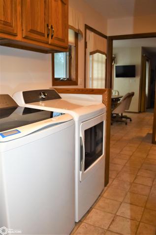 2113 Briardale Drive Iowa Falls IA 50126