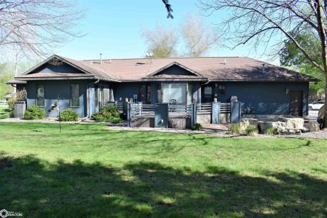2113 Briardale Drive Iowa Falls IA 50126