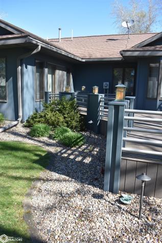 2113 Briardale Drive Iowa Falls IA 50126