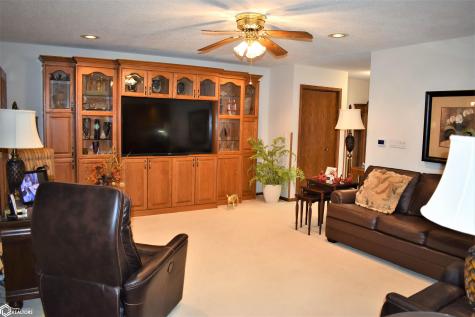 2113 Briardale Drive Iowa Falls IA 50126