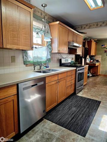 2290 Rake Avenue Garner IA 50438