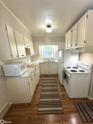 306 School Street Iowa Falls IA 50126