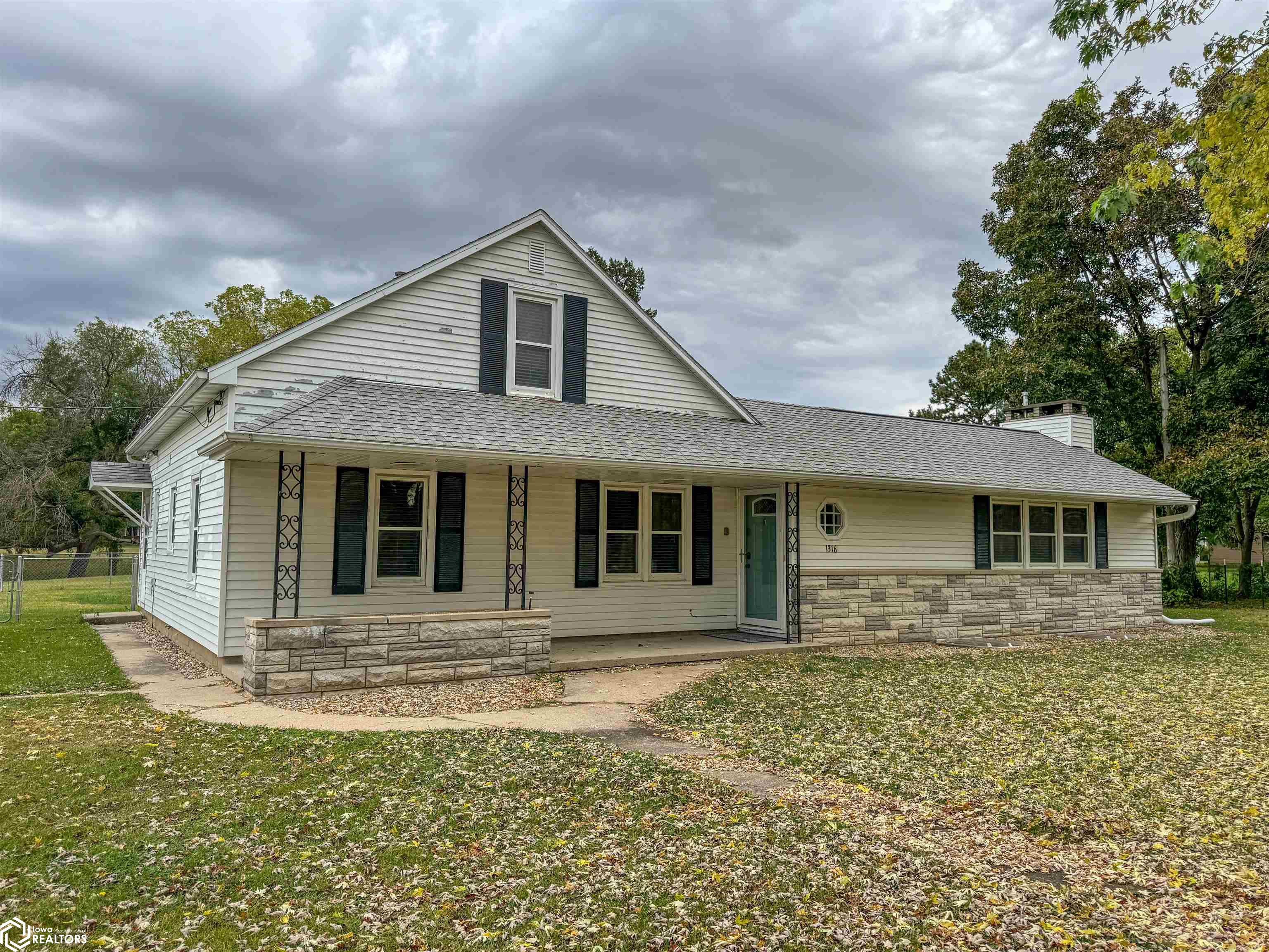 1316 Siloam Avenue Iowa Falls IA 50126