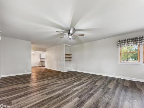 1316 Siloam Avenue Iowa Falls IA 50126