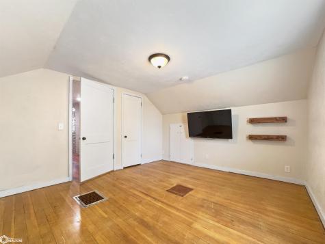 1316 Siloam Avenue Iowa Falls IA 50126