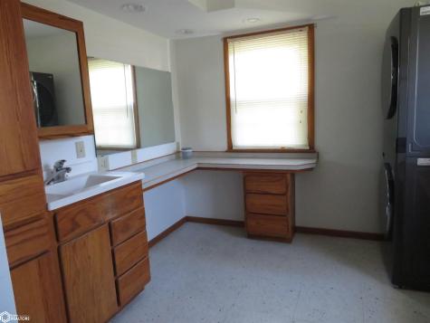 904 3rd Avenue NE Clarion IA 50525