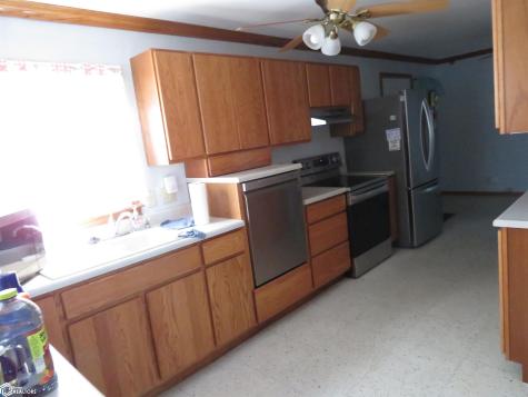 904 3rd Avenue NE Clarion IA 50525
