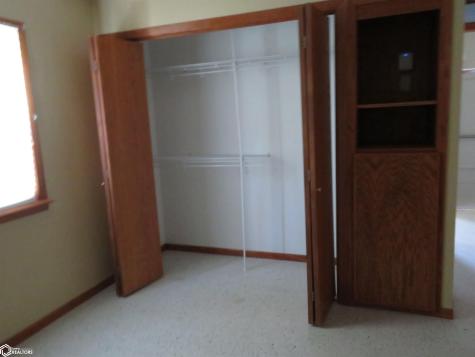 904 3rd Avenue NE Clarion IA 50525