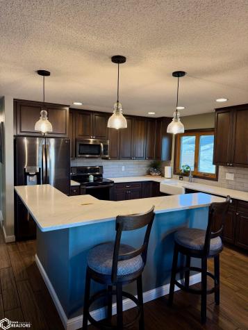 1513 2nd Street SW Clarion IA 50525
