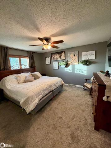 1513 2nd Street SW Clarion IA 50525