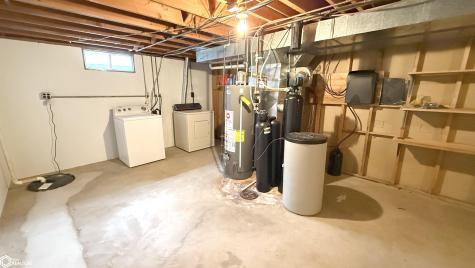 3310 Delaware Avenue Mason City IA 50401