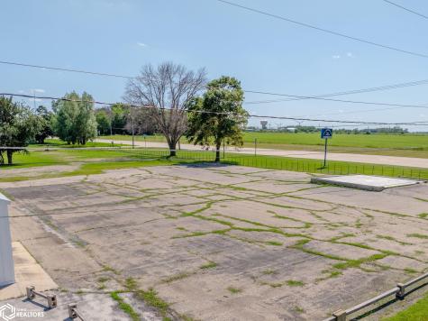 3310 Delaware Avenue Mason City IA 50401