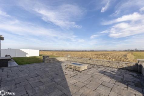 1757 S Illinois Avenue Mason City IA 50401