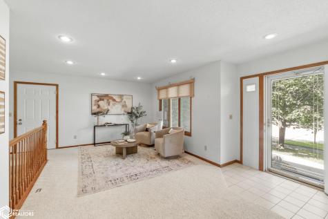 25 Slate Court Mason City IA 50401