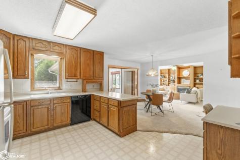 25 Slate Court Mason City IA 50401