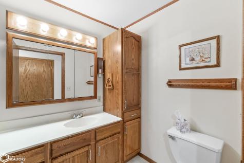 25 Slate Court Mason City IA 50401